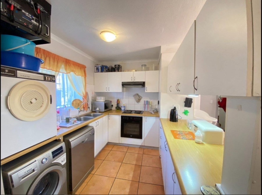 2 Bedroom Property for Sale in Hartenbos Central Western Cape